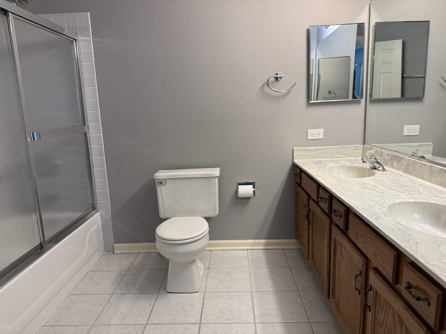 43 Willow Parkway, Buffalo Grove, IL 60089