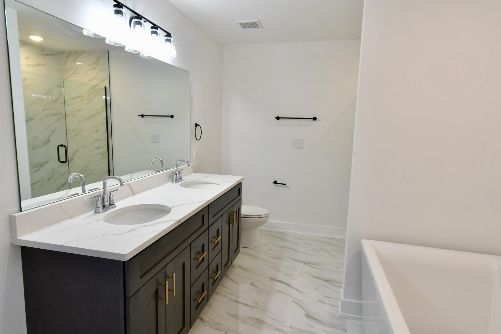 20801 Elwood Street, Lynwood, IL 60411