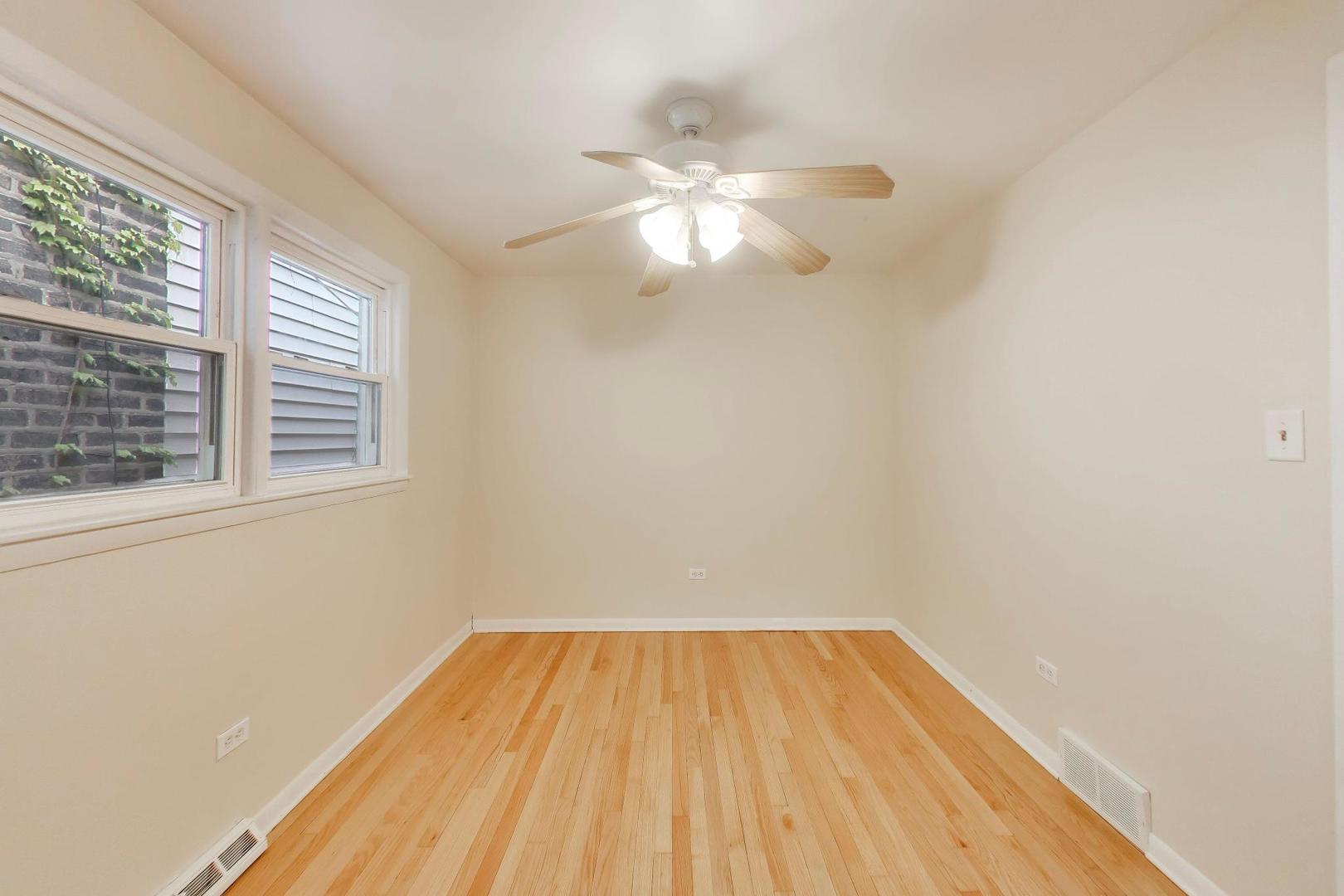 2972 S Loomis Street, Chicago, IL 60608