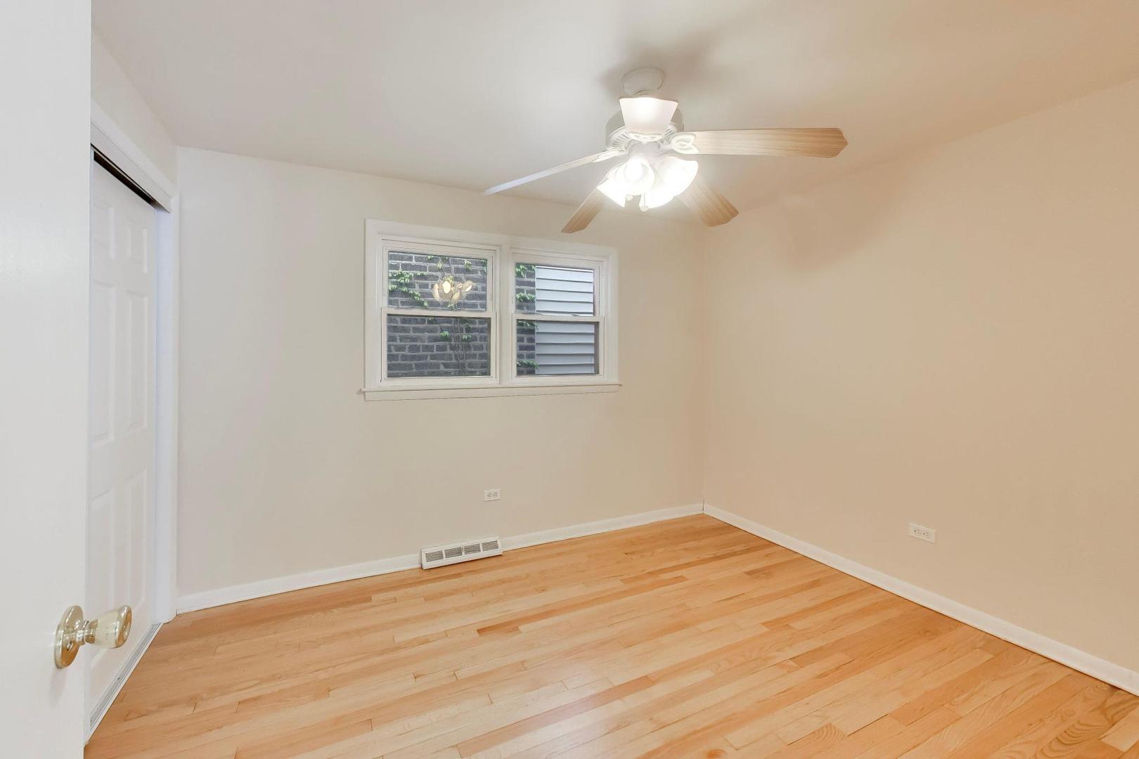 2972 S Loomis Street, Chicago, IL 60608