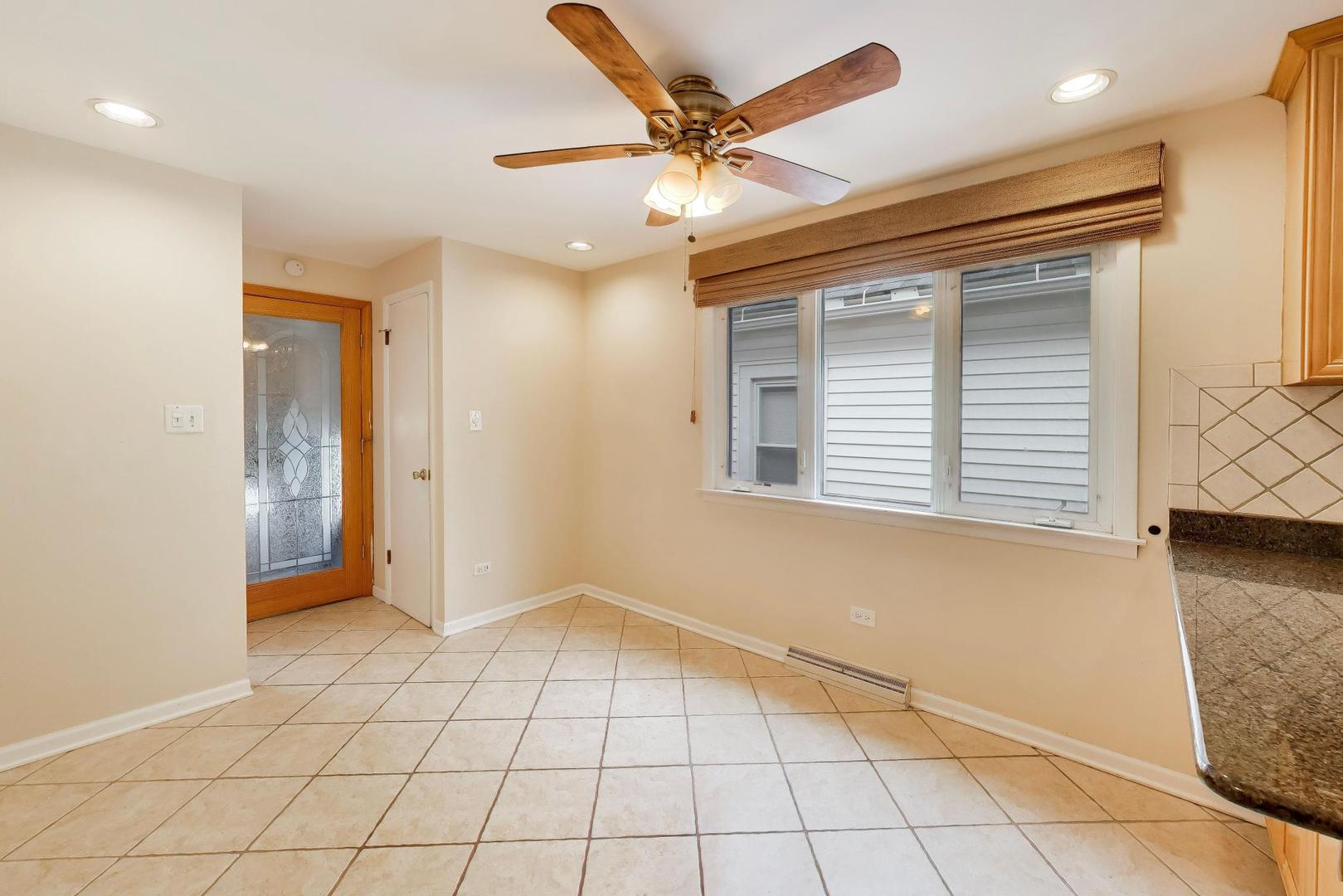 2972 S Loomis Street, Chicago, IL 60608