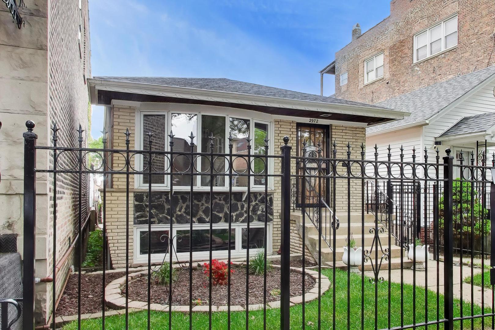 2972 S Loomis Street, Chicago, IL 60608