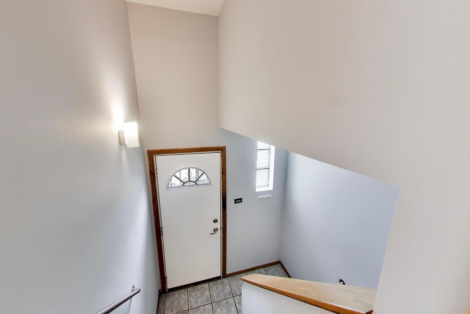 2972 S Loomis Street, Chicago, IL 60608