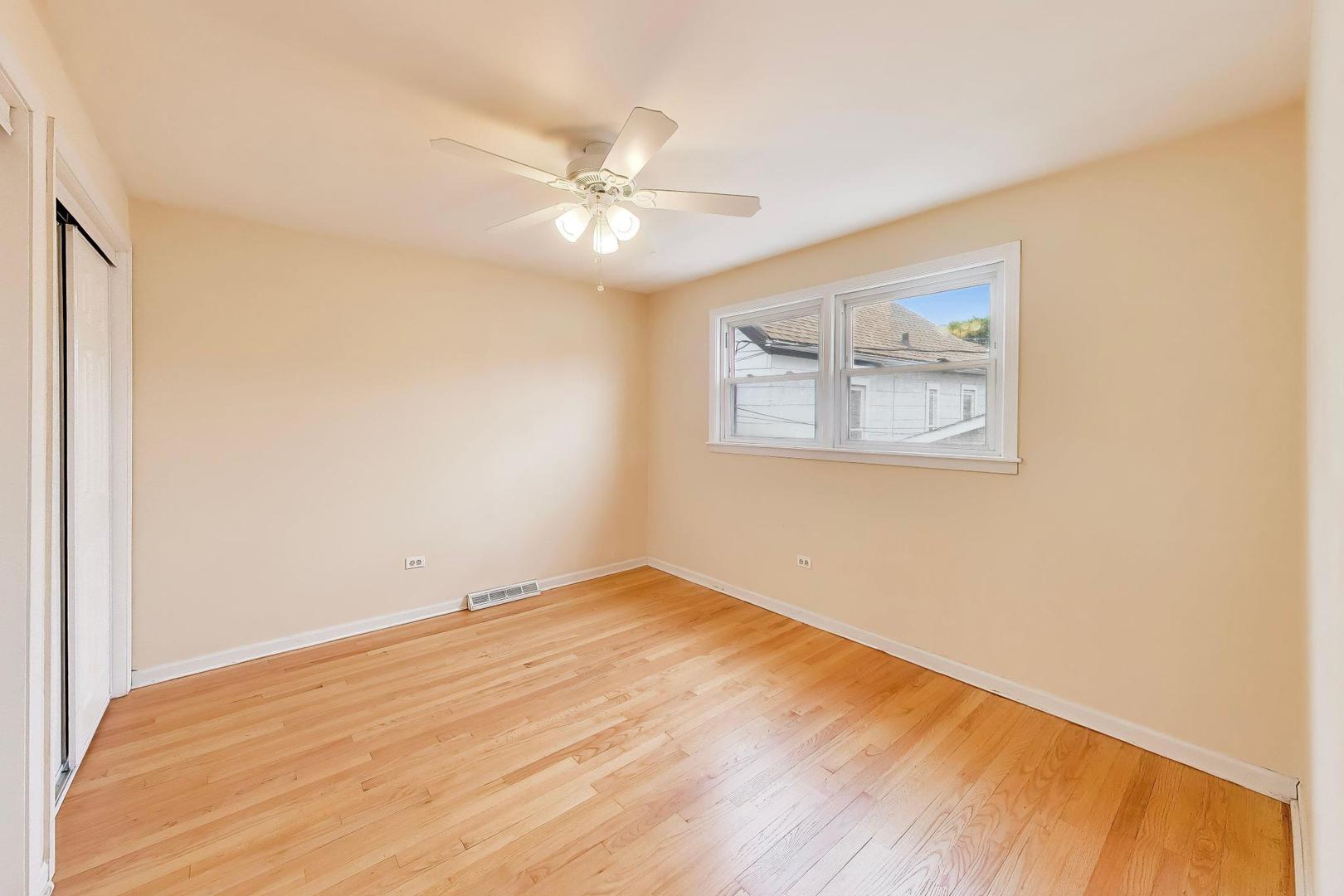2972 S Loomis Street, Chicago, IL 60608