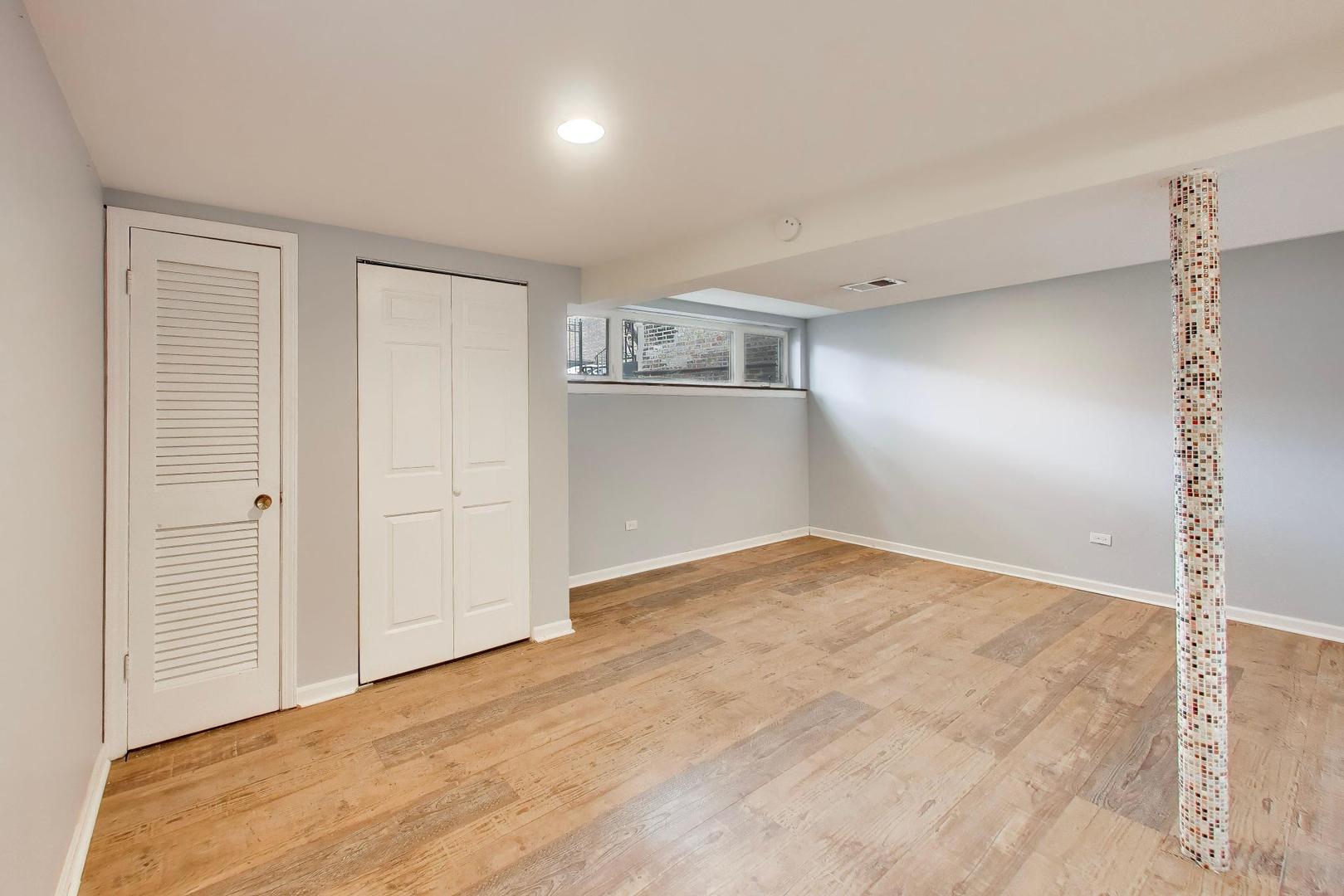 2972 S Loomis Street, Chicago, IL 60608