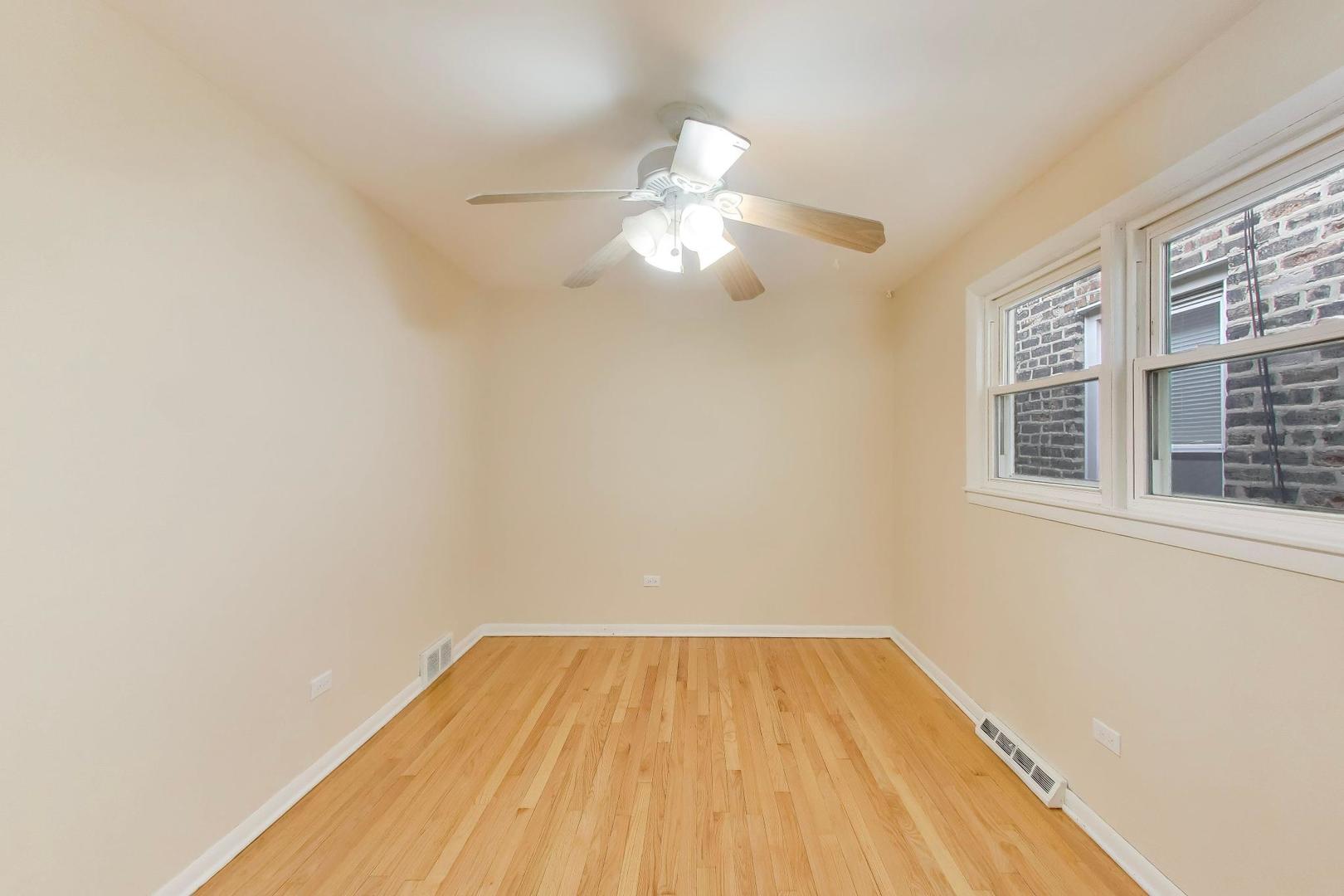 2972 S Loomis Street, Chicago, IL 60608