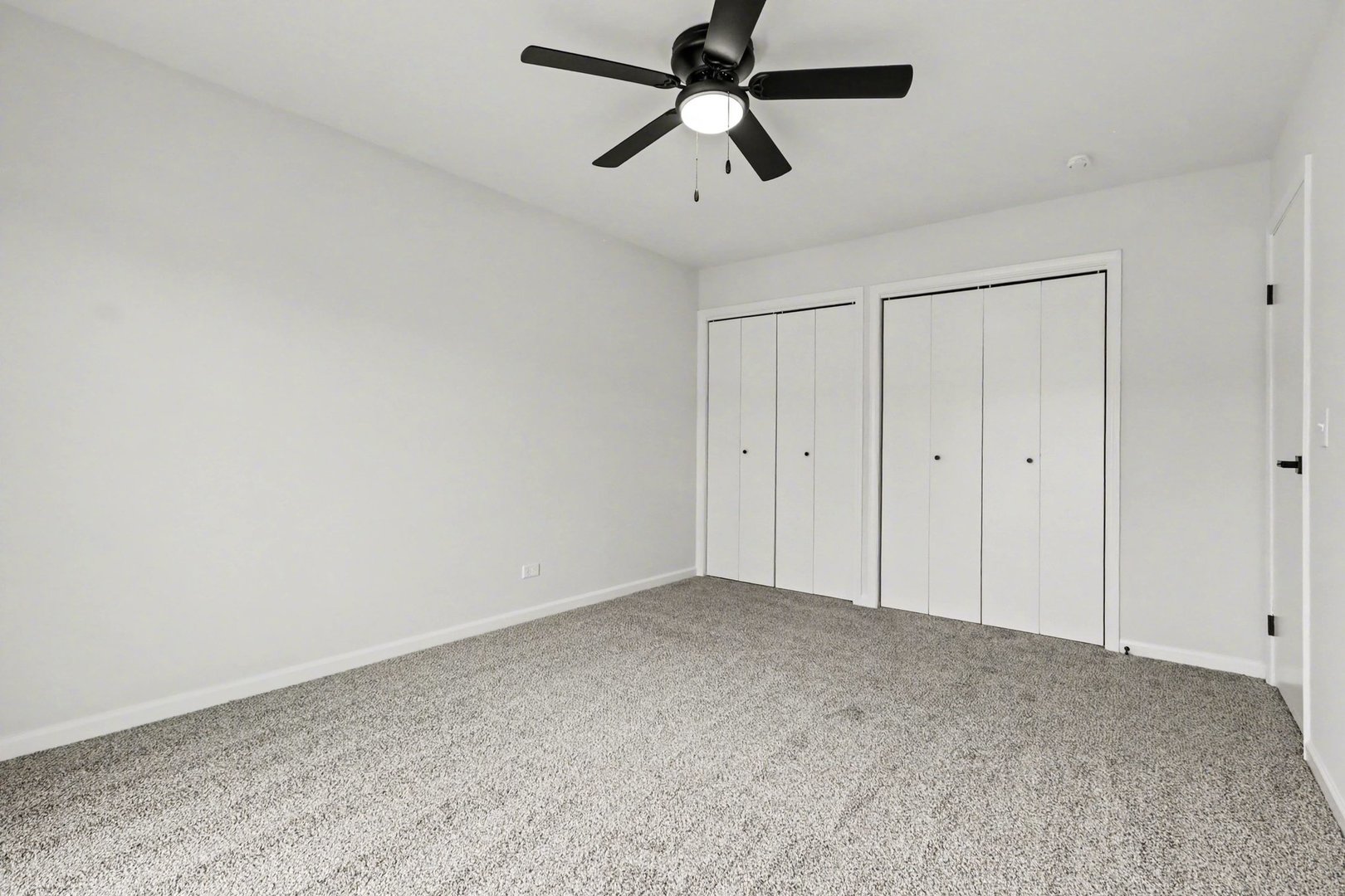 1895 Hickory Lane, Glendale Heights, IL 60139