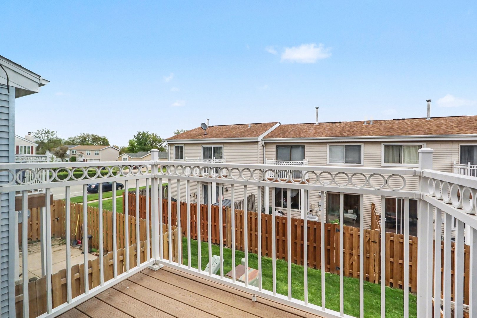 1895 Hickory Lane, Glendale Heights, IL 60139