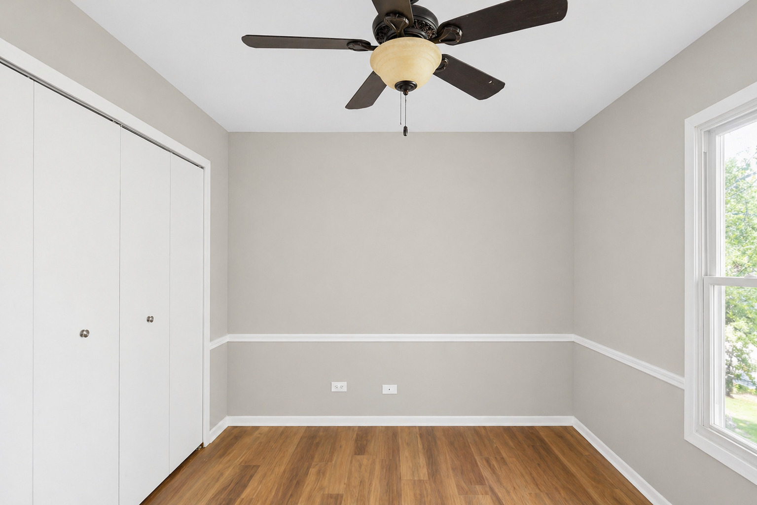 439 E Morse Avenue, Bartlett, IL 60103