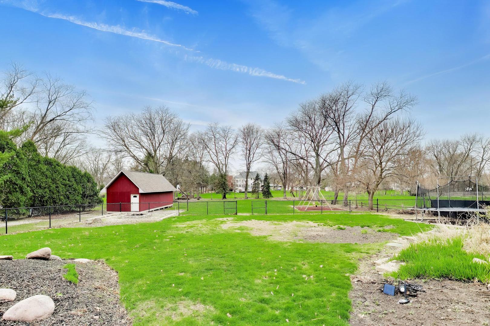 8S510 Oxford Lane, Naperville, IL 60565