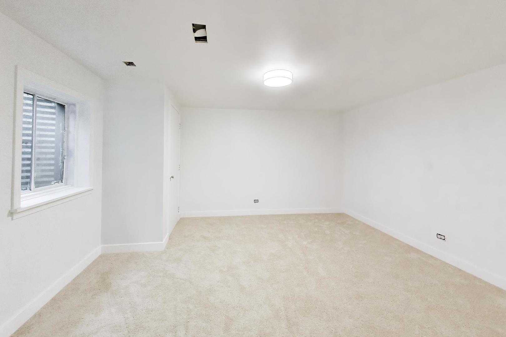 8S510 Oxford Lane, Naperville, IL 60565