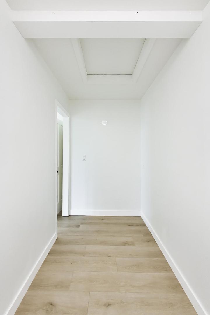 8S510 Oxford Lane, Naperville, IL 60565