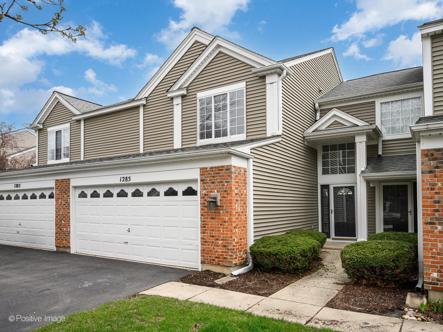 1285 Summersweet Lane, Bartlett, IL 60103