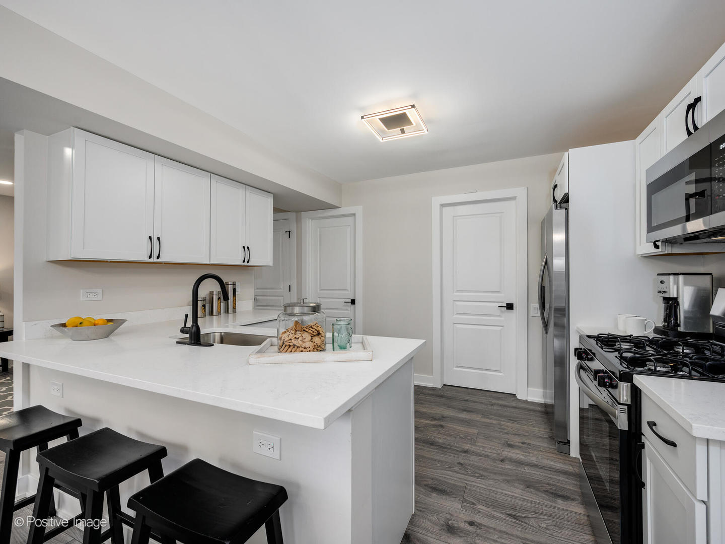 1285 Summersweet Lane, Bartlett, IL 60103