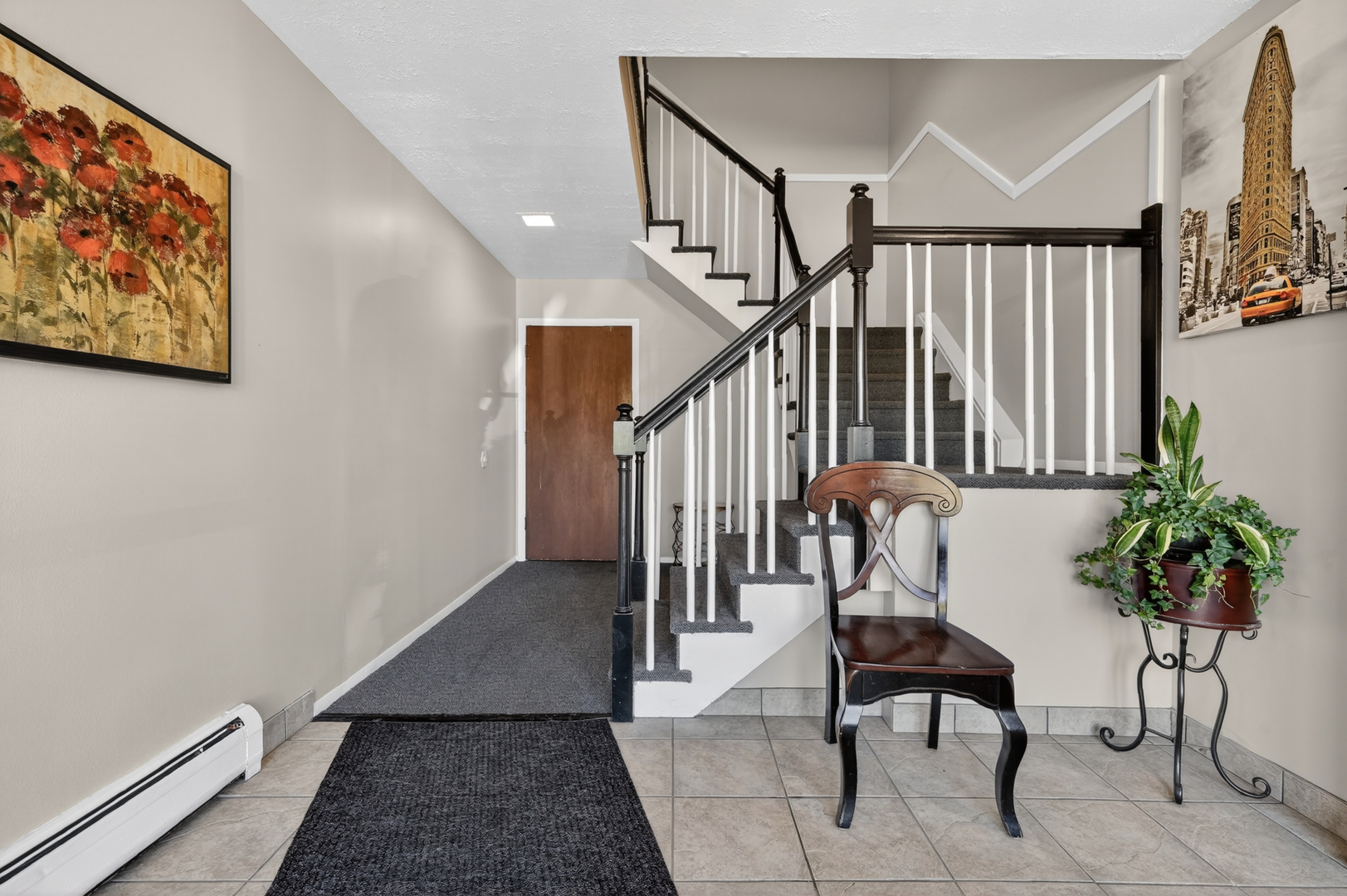 2638 N WINDSOR Drive #102, Arlington Heights, IL 60004