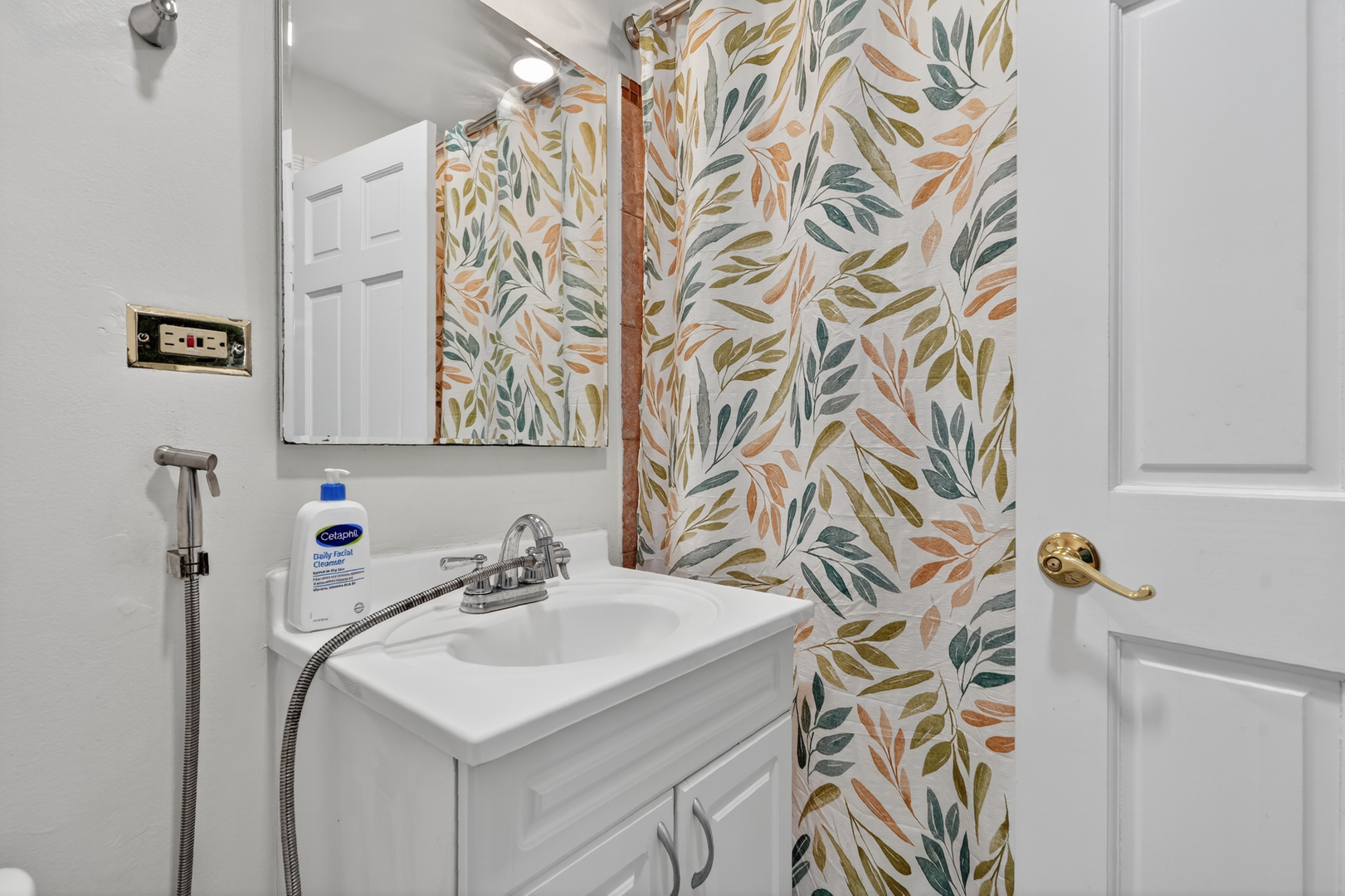 2638 N WINDSOR Drive #102, Arlington Heights, IL 60004