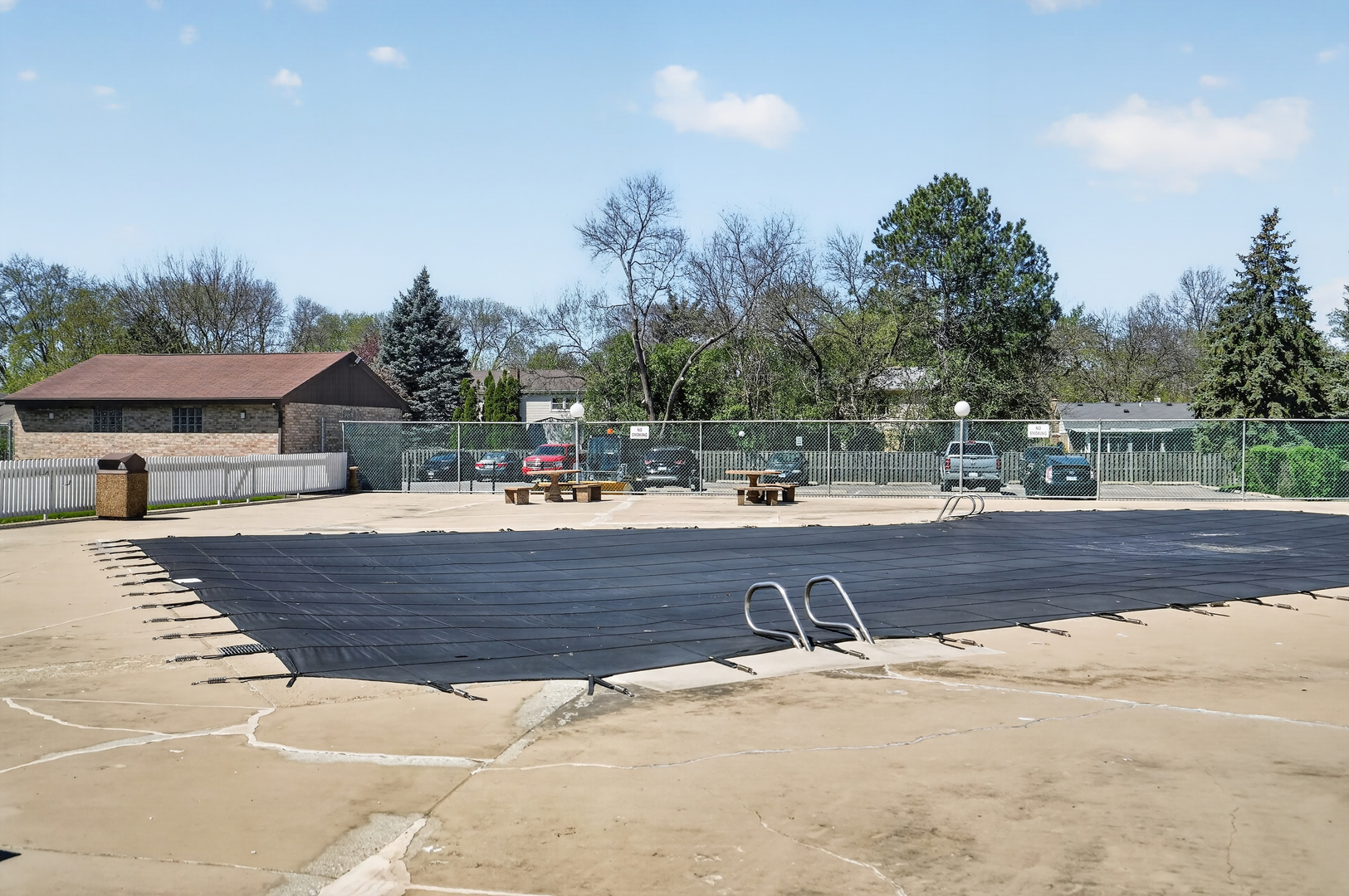 2638 N WINDSOR Drive #102, Arlington Heights, IL 60004