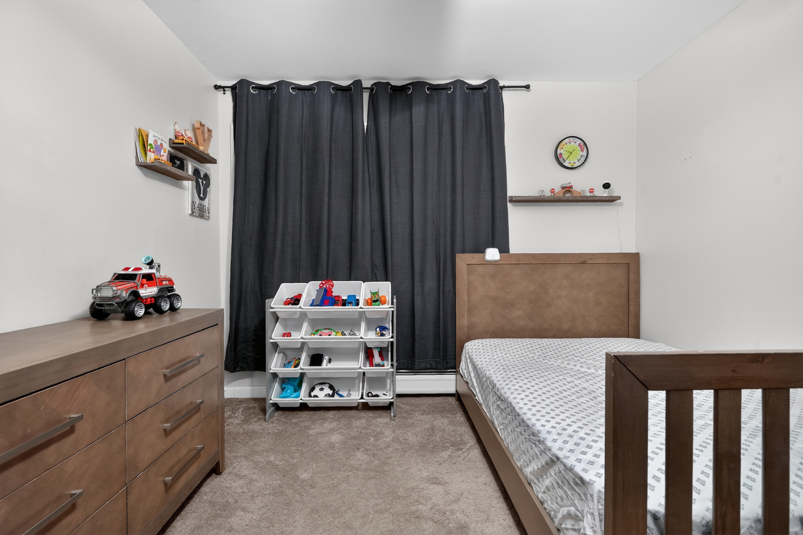 2638 N WINDSOR Drive #102, Arlington Heights, IL 60004