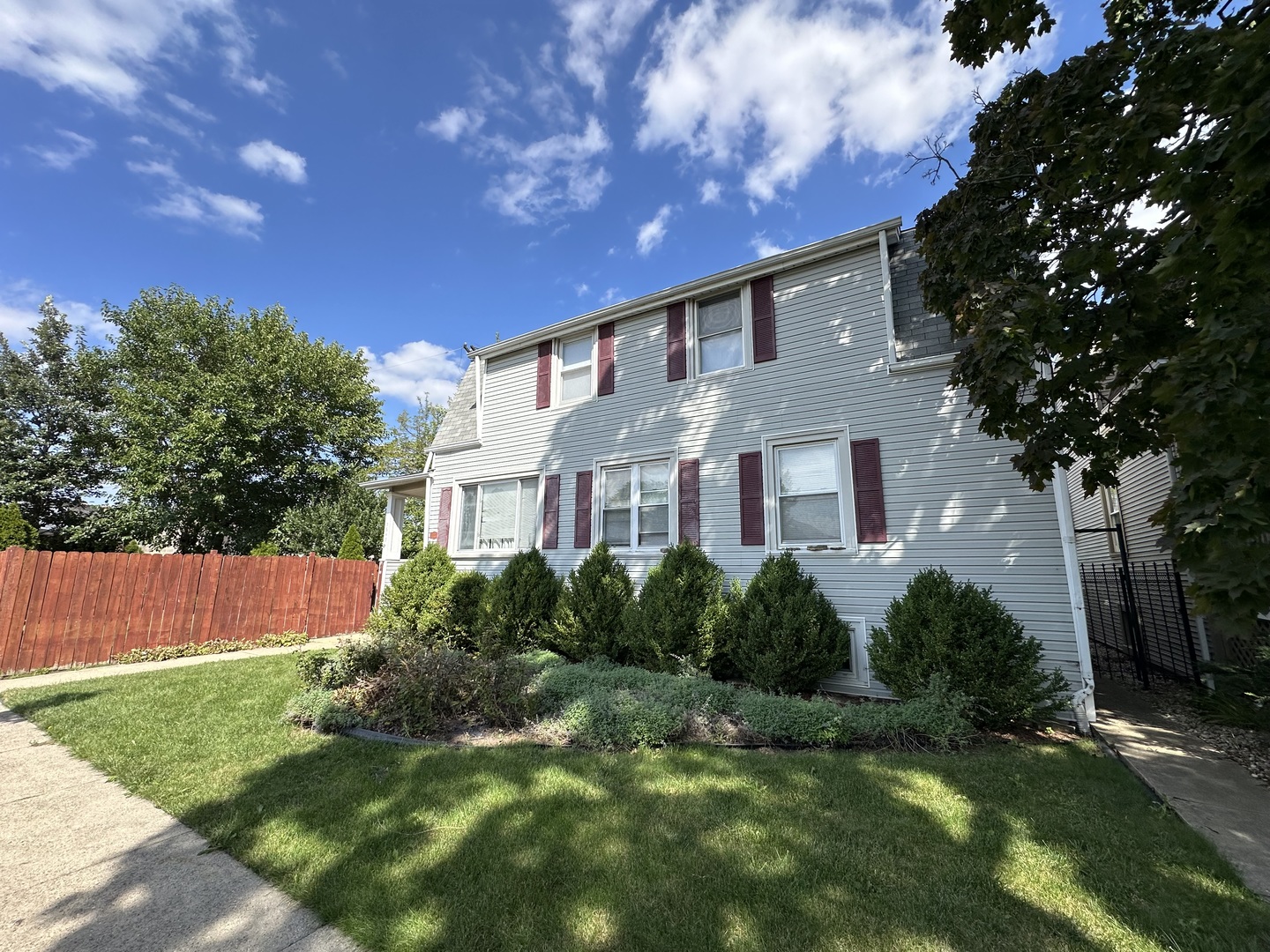 5649 N MASON Avenue, Chicago, IL 60646