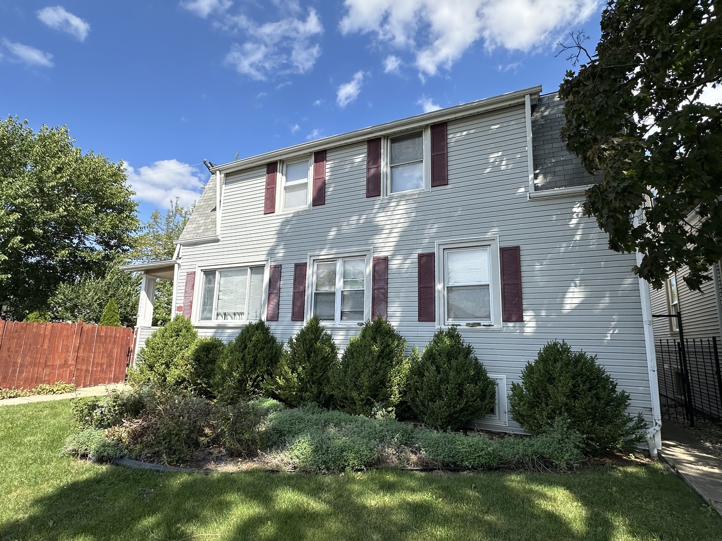 5649 N MASON Avenue, Chicago, IL 60646