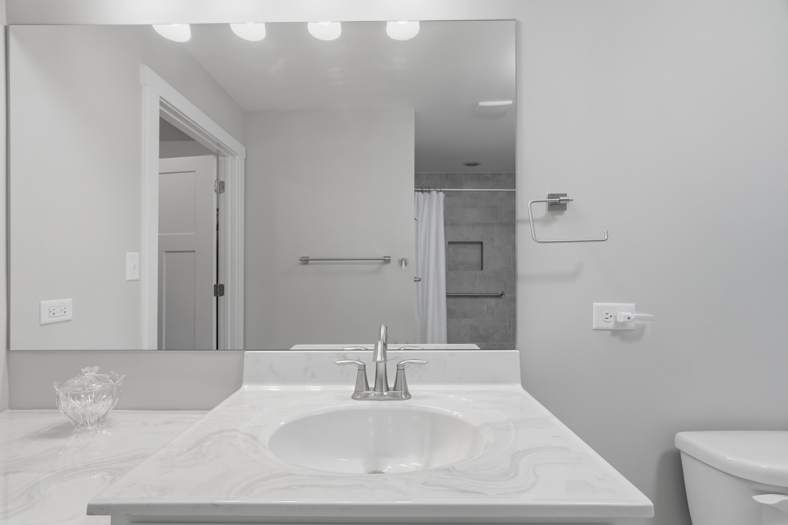 1220 Dixie Highway, Beecher, IL 60401