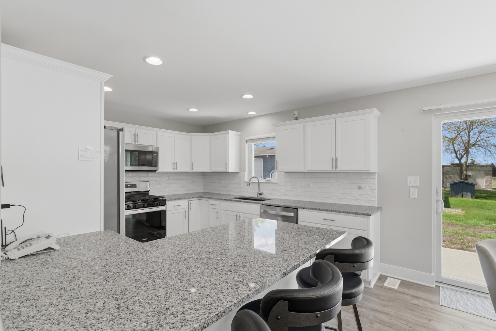 1220 Dixie Highway, Beecher, IL 60401