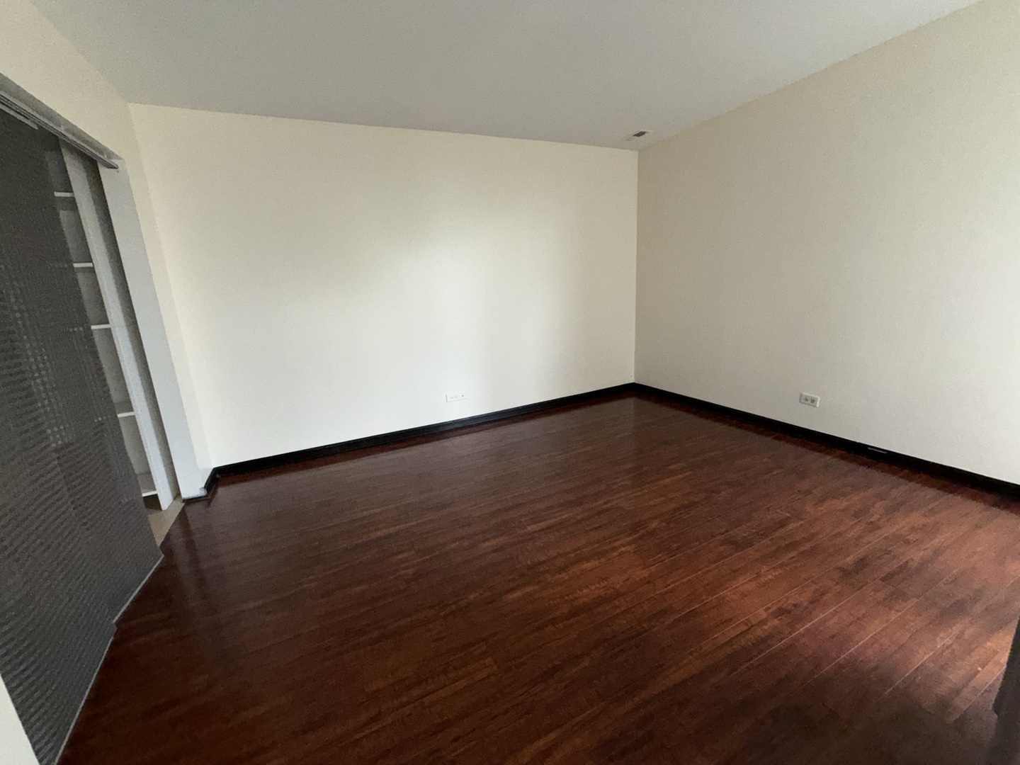 6010 Oakwood Drive #5E, Lisle, IL 60532