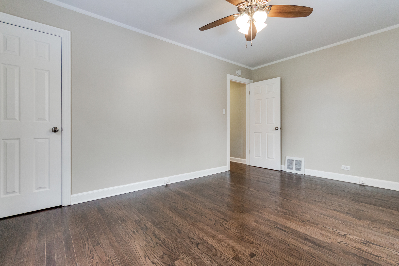 1319 Highridge Parkway, Westchester, IL 60154