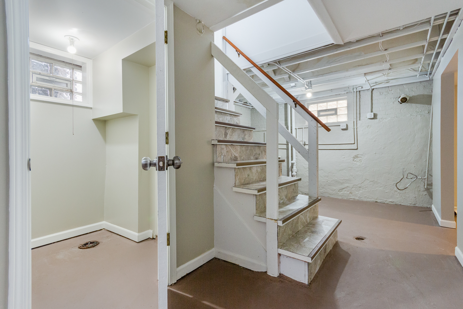 1319 Highridge Parkway, Westchester, IL 60154