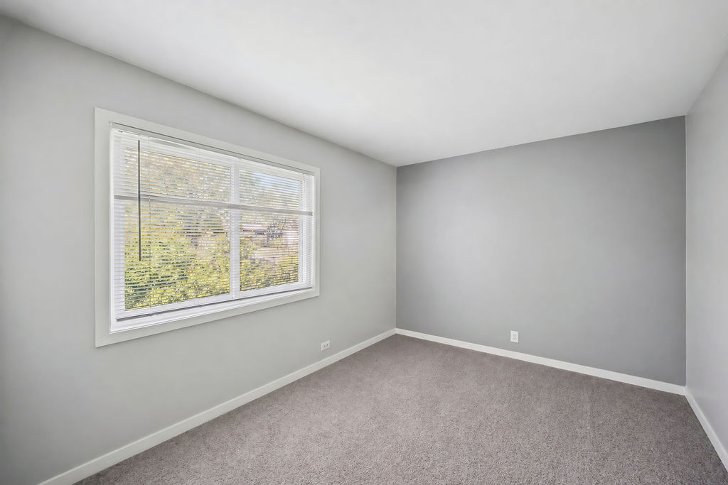 1160 Bramble Avenue, Bolingbrook, IL 60490