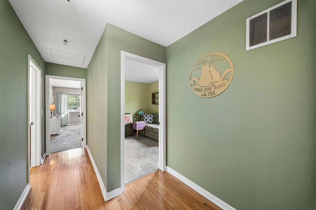 1160 Bramble Avenue, Bolingbrook, IL 60490