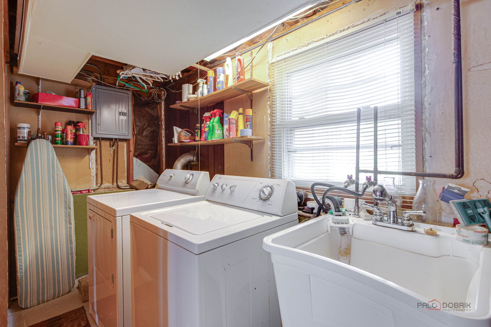 338 Ash Avenue, Wood Dale, IL 60191