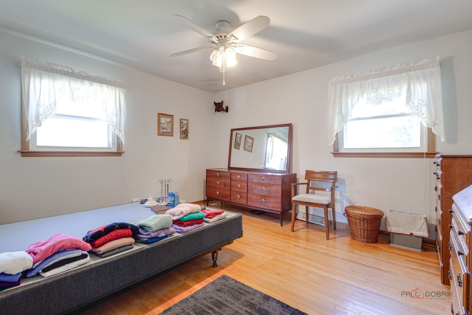 338 Ash Avenue, Wood Dale, IL 60191