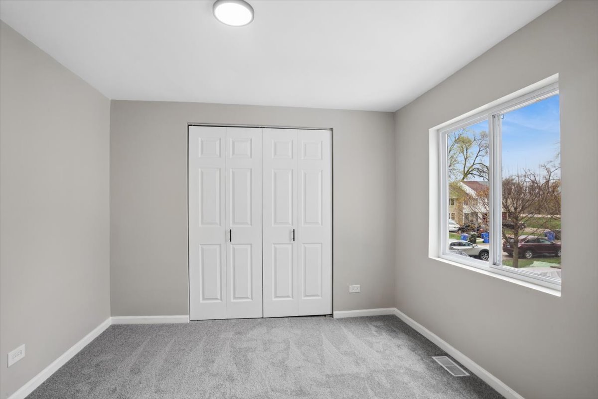 2151 Morningside Lane #C, Carpentersville, IL 60110