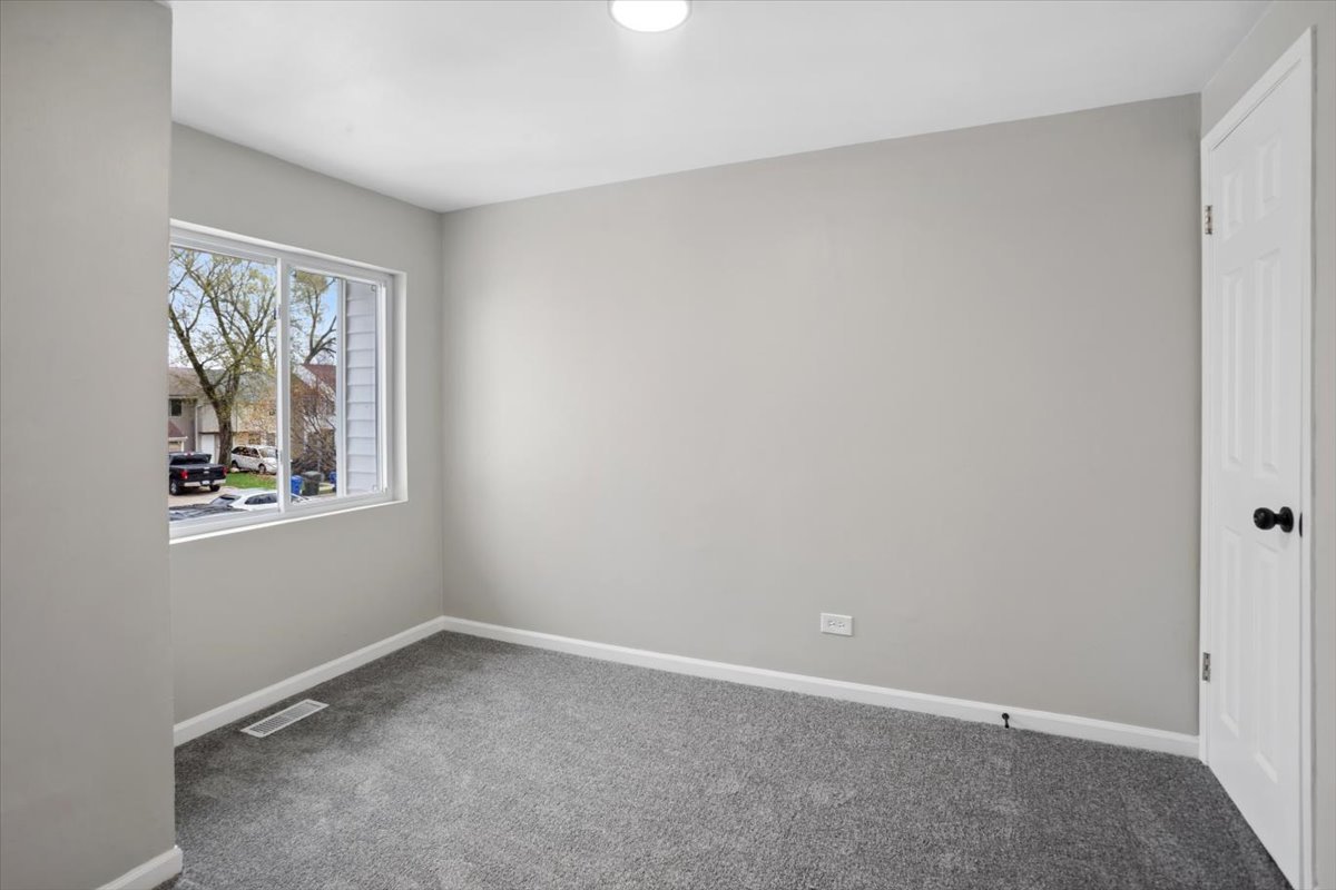 2151 Morningside Lane #C, Carpentersville, IL 60110