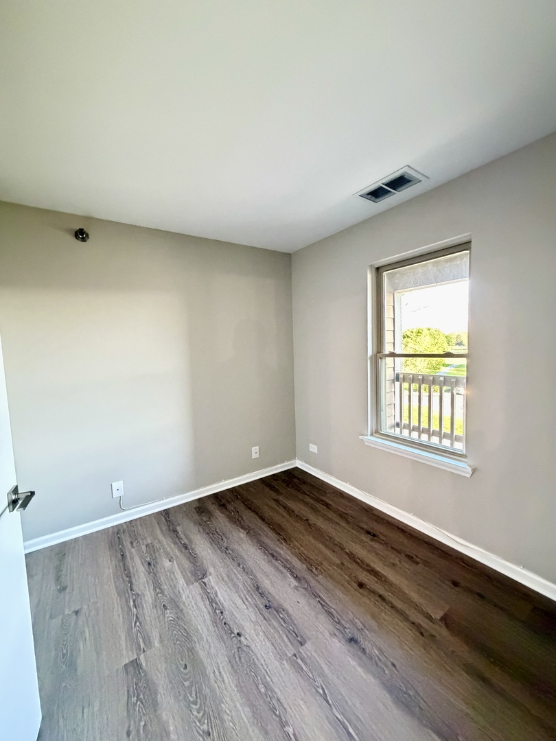 127 Glengarry Drive #307, Bloomingdale, IL 60108