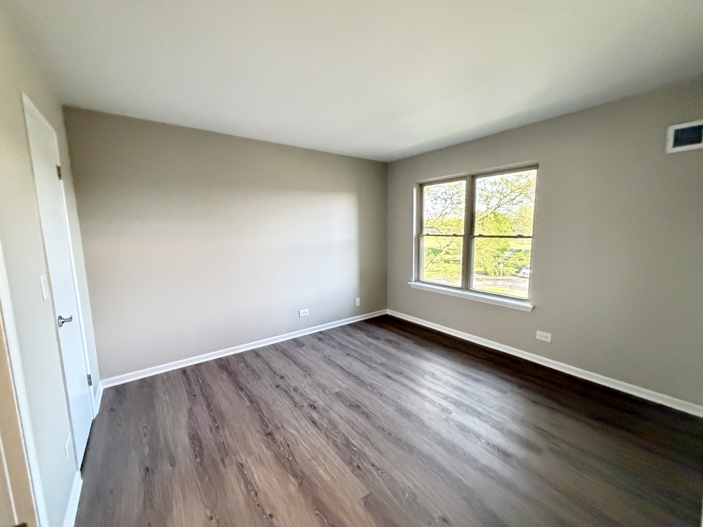 127 Glengarry Drive #307, Bloomingdale, IL 60108