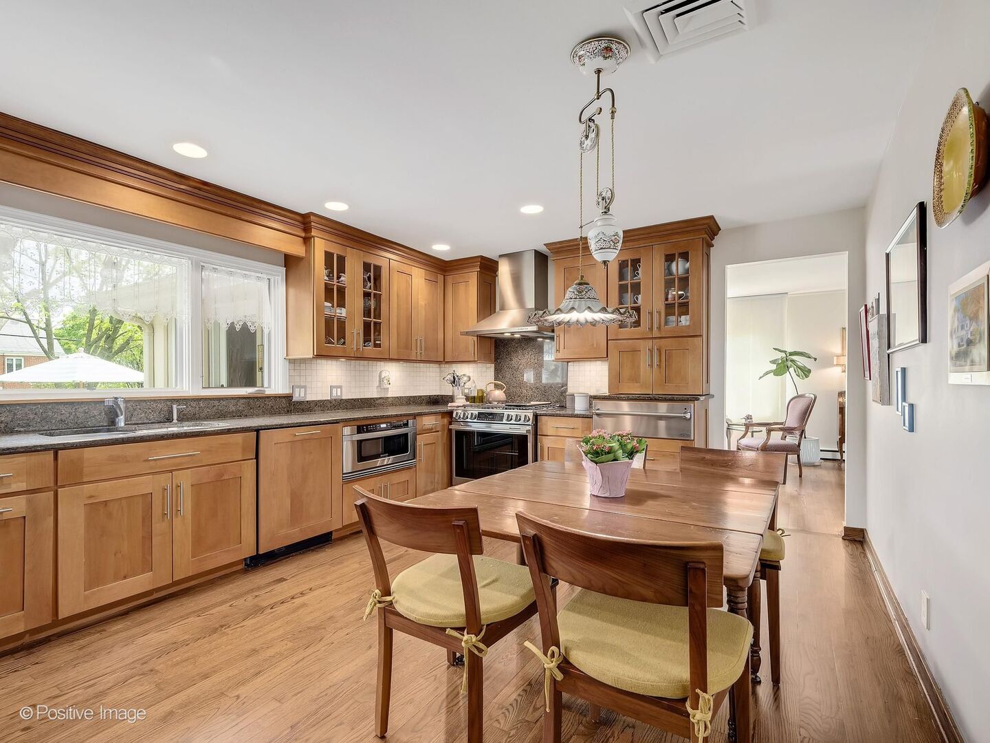 727 S Spring Avenue, La Grange, IL 60525