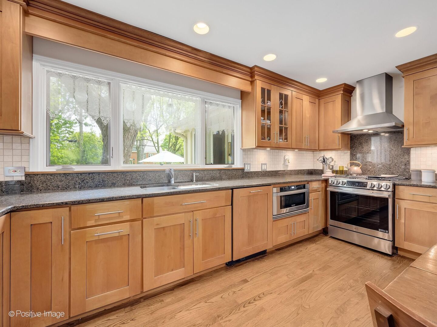 727 S Spring Avenue, La Grange, IL 60525