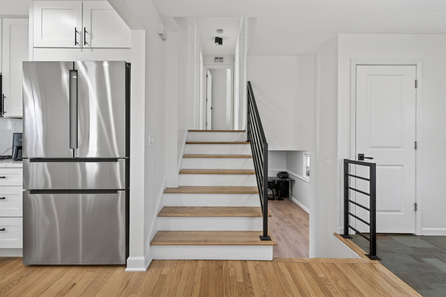 113 S Wedgewood Drive, Barrington, IL 60010