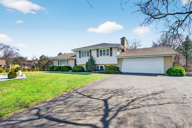 113 S Wedgewood Drive, Barrington, IL 60010