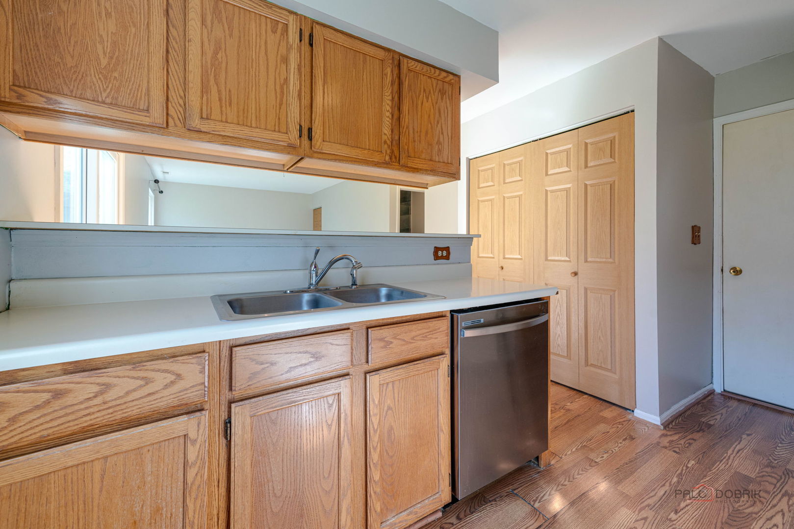 3020 Max Court, Island Lake, IL 60042