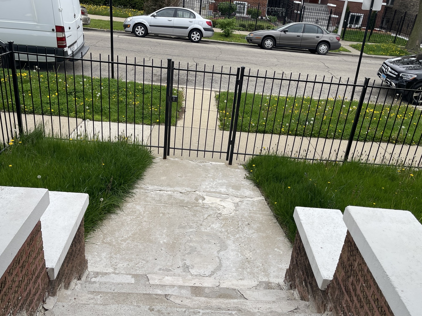 1512 N Linder Avenue, Chicago, IL 60651