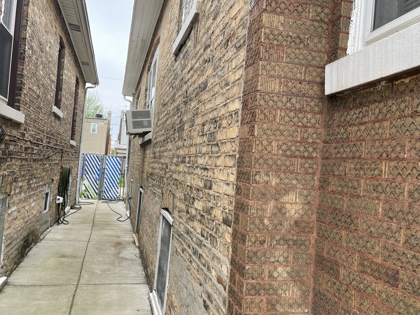 1512 N Linder Avenue, Chicago, IL 60651
