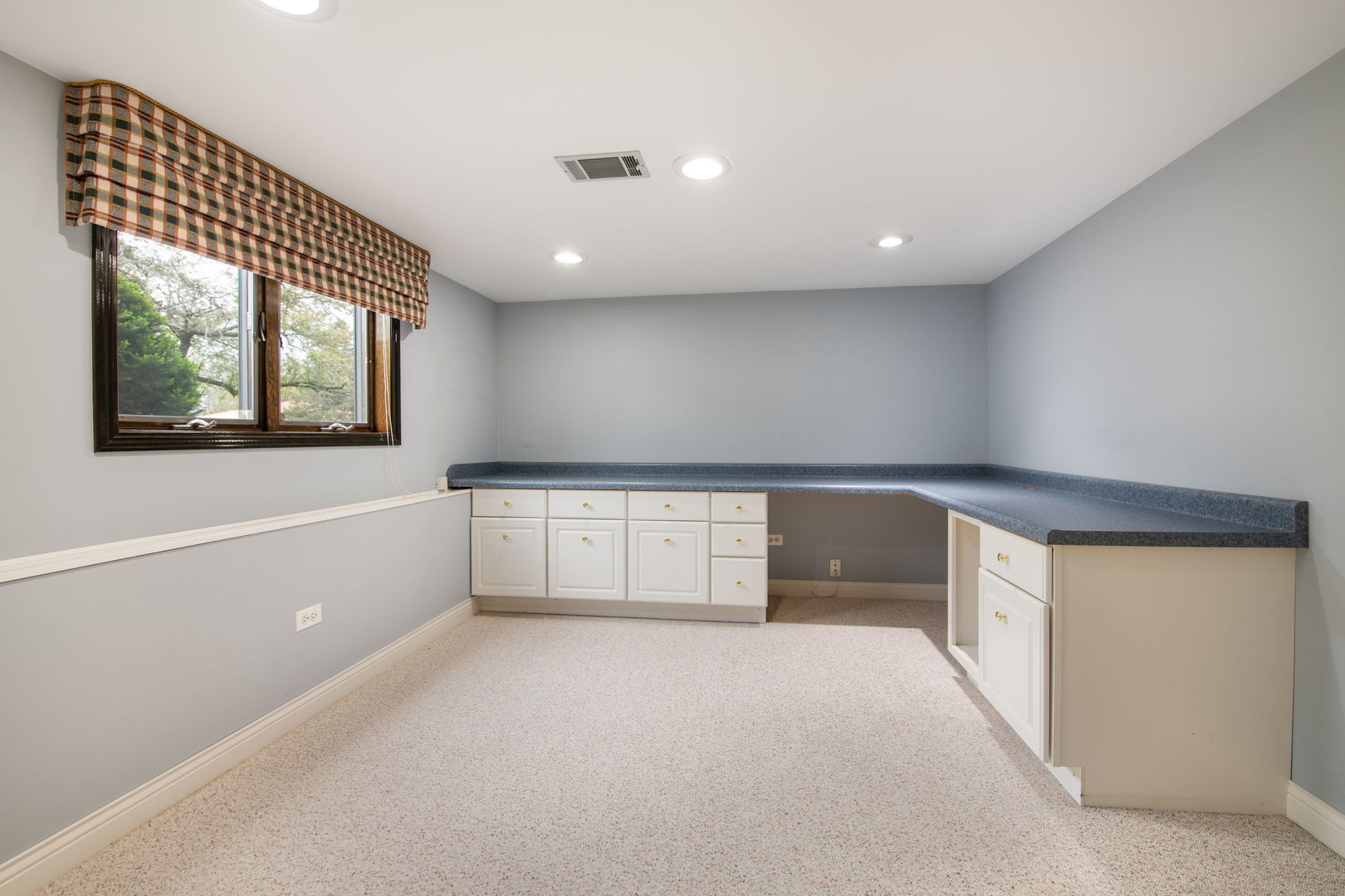 301 Greenfield Road, Shorewood, IL 60404