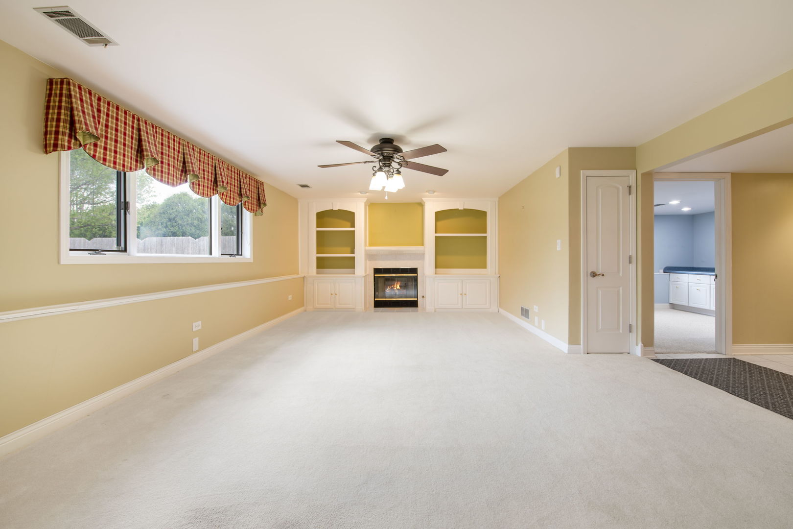 301 Greenfield Road, Shorewood, IL 60404