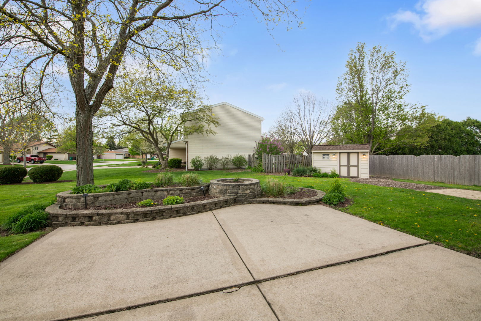 301 Greenfield Road, Shorewood, IL 60404