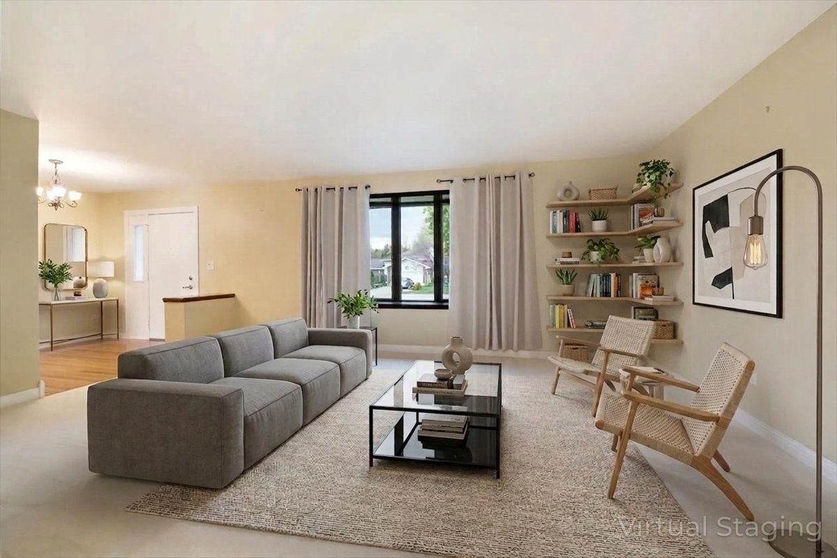 301 Greenfield Road, Shorewood, IL 60404