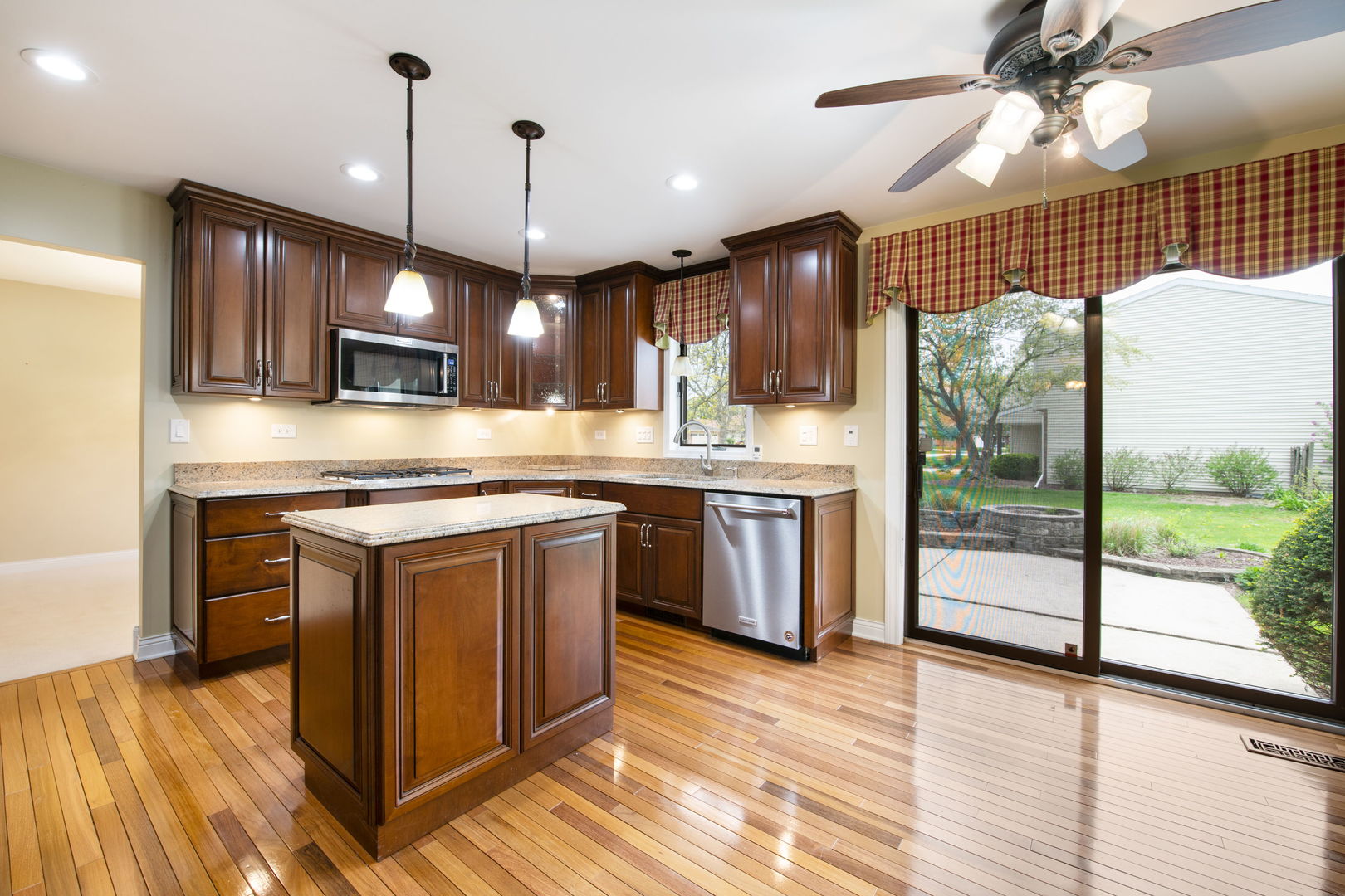 301 Greenfield Road, Shorewood, IL 60404