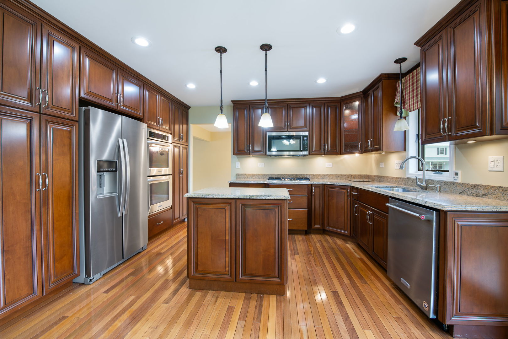 301 Greenfield Road, Shorewood, IL 60404